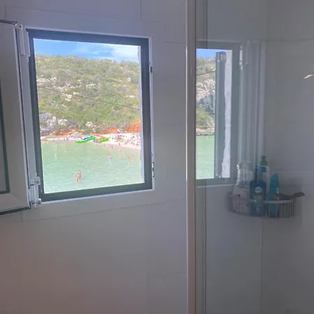 Apartament Beachfront In Calan Porter Menorca *